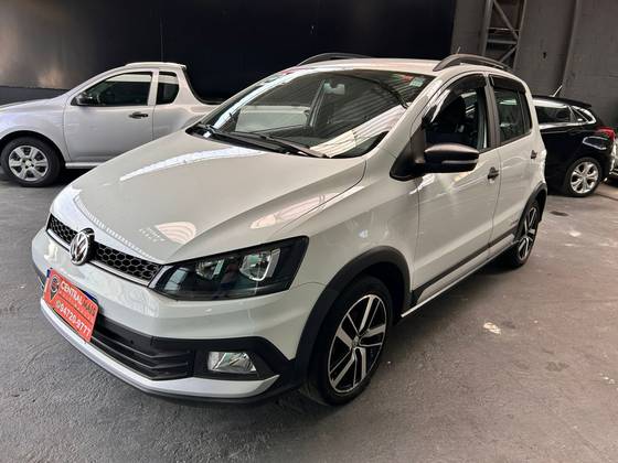 VOLKSWAGEN FOX 1.6 MSI TOTAL FLEX XTREME 4P MANUAL VOLKSWAGEN FOX 1.6 MSI TOTAL FLEX XTREME 4P MANUAL